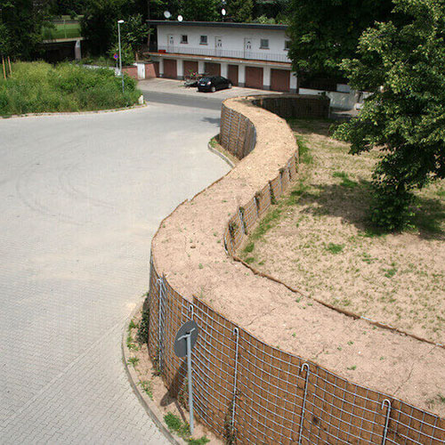 Ökologische aufstockbare Lärmschutzwand Ökologische aufstockbare Lärmschutzwand